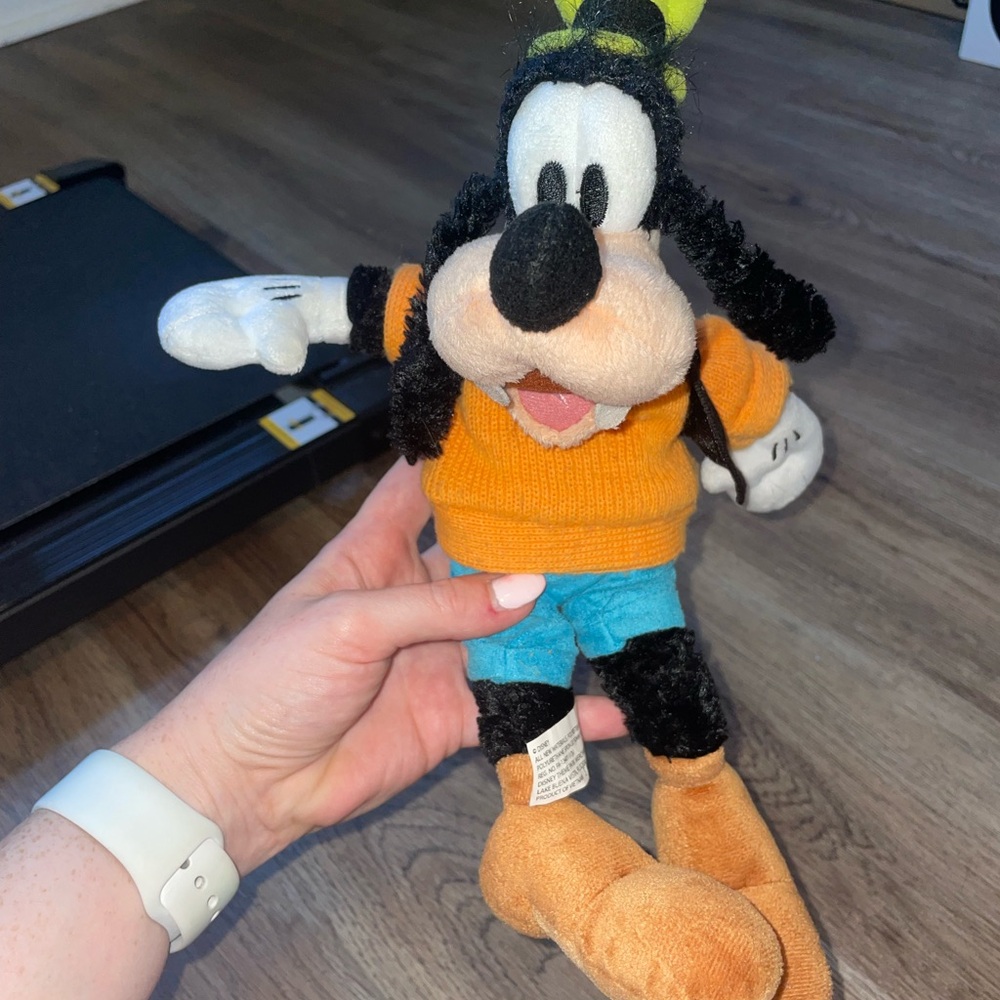 Disney Goofy Stuffed Animal - Orange, Black, Blue